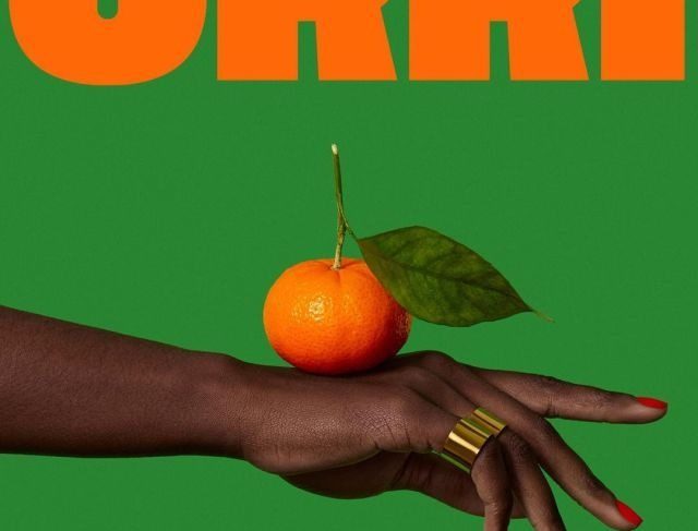 Gold rings on a green field, fruit as an object of styling